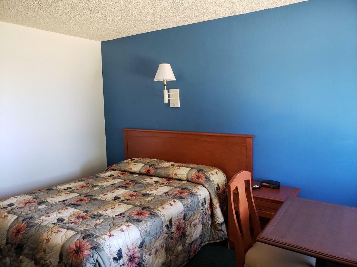 Budget Inn ファロン エクステリア 写真